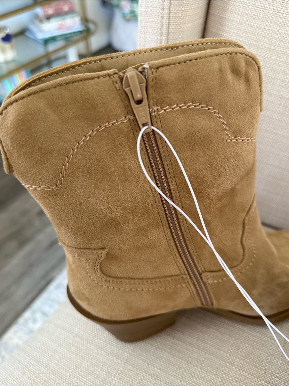 NWT Universal Thread Dallas Western Ankle Booties Tan 7.5 - Picture 5 of 9